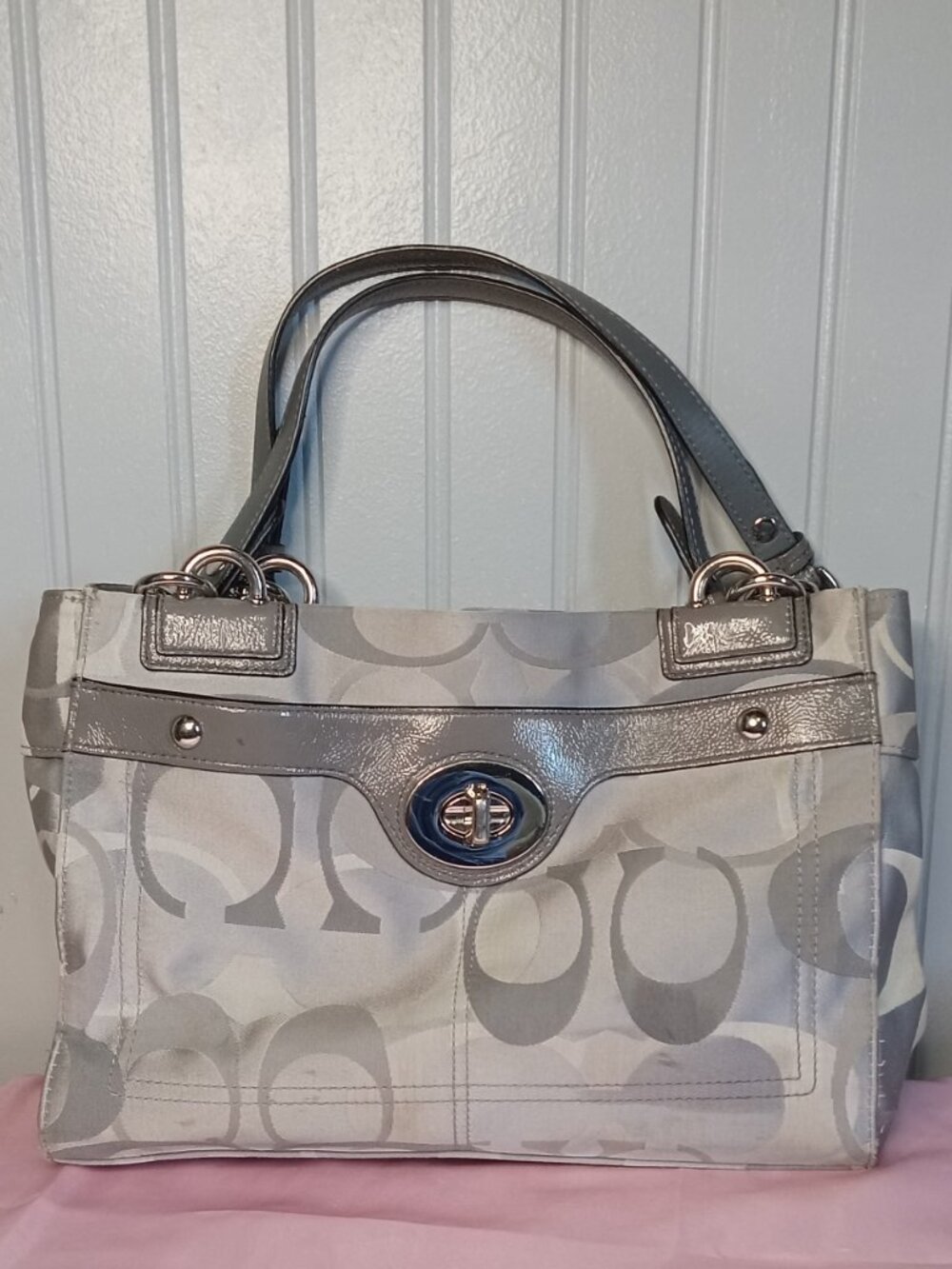 Coach Penelope Optic Signature Turn Lock Shoulder Bag